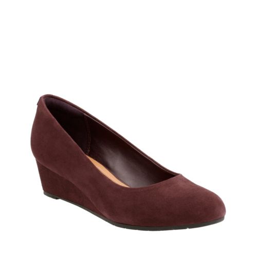 clarks aubergine shoes
