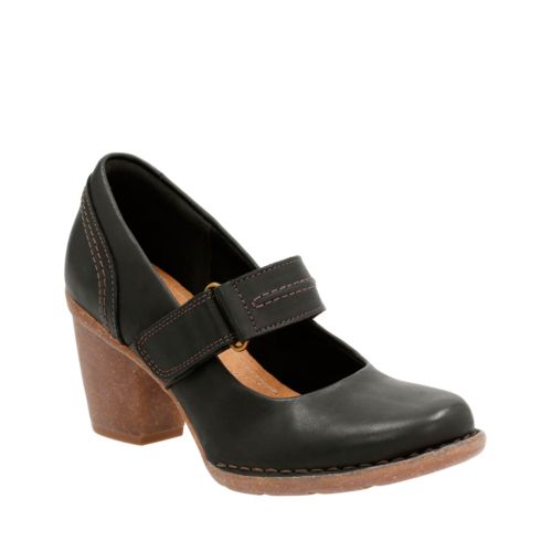 clarks carleta