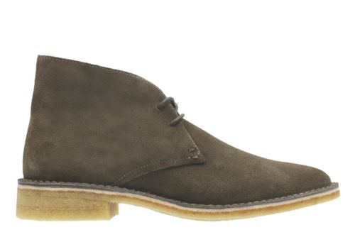 clarks friya desert boot