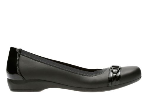 clarks kinzie light flats