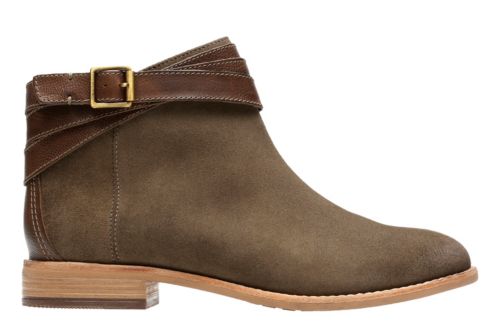 clarks women's maypearl edie ankle bootie