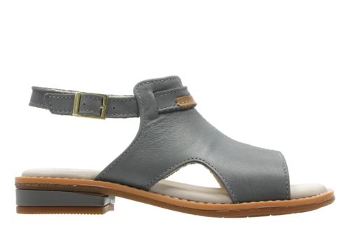 clarks outlet girls sandals