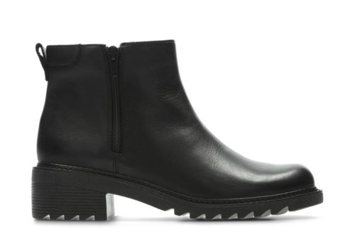 clarks outlet girls boots