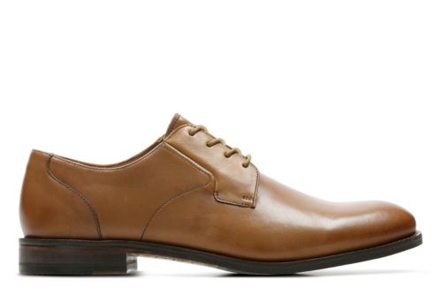 clarks plus mens shoes