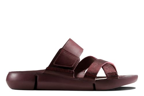 clarks ladies flat sandals