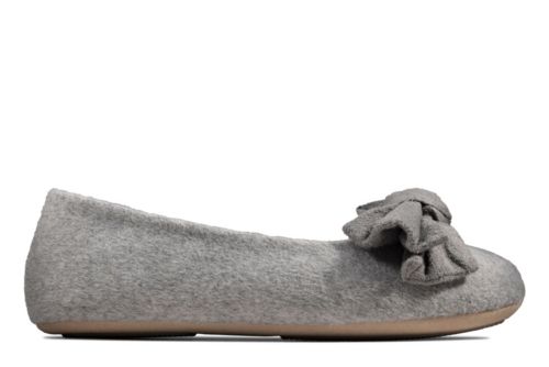 clarks outlet womens slippers