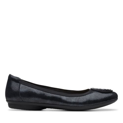 clarks flat leather shoes