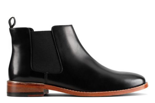 clarks ladies black leather ankle boots