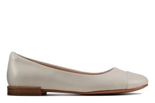 clarks outlet ladies loafers