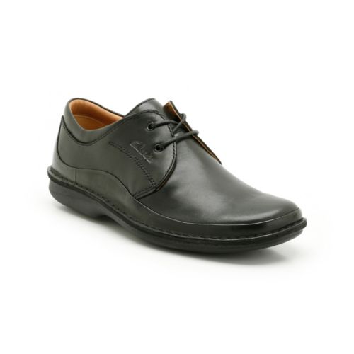 https://clarks.scene7.com/is/image/clarks/34342012_A?wid=500&hei=500