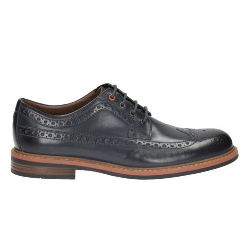 clarks melshire wing