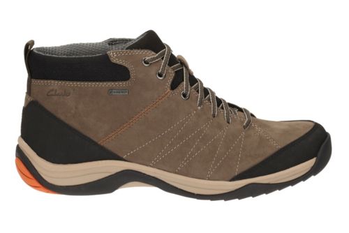 clarks baystone up gtx