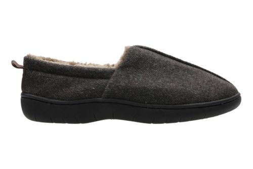 clarks outlet slippers