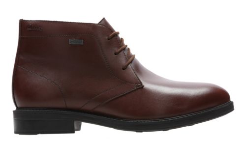 clarks outlet mens boots