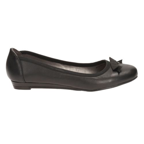 clarks wide fit flat shoes