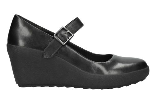 clarks active air mary jane 