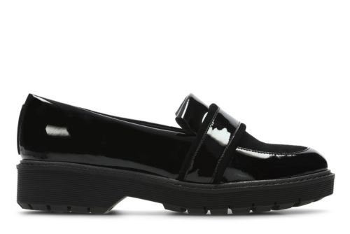 clarks shoes black flats
