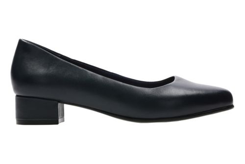 clarks ladies wide fit shoes