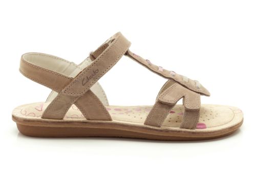 nearest clarks shoe shop to me