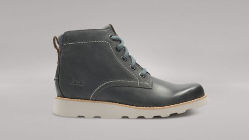 clarks outlet boots