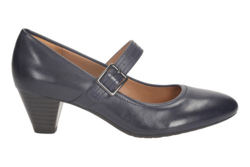 clarks court shoes sale