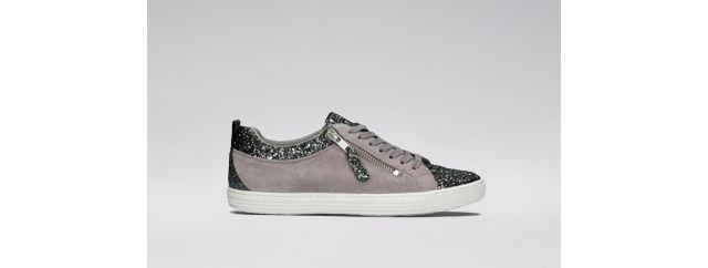 clarks outlet discount